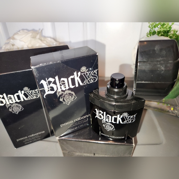 Black XS EDT for Men by Paco Rabanne with Bonus Silvertone Chain & Pendant/Ring - Picture 9 of 16